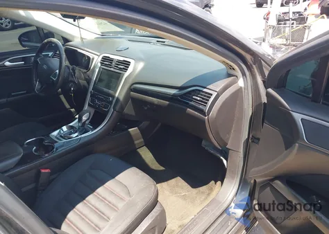 2016 Ford Fusion Se z USA, uszkodzony, nr VIN 3FA6P0T91GR263162